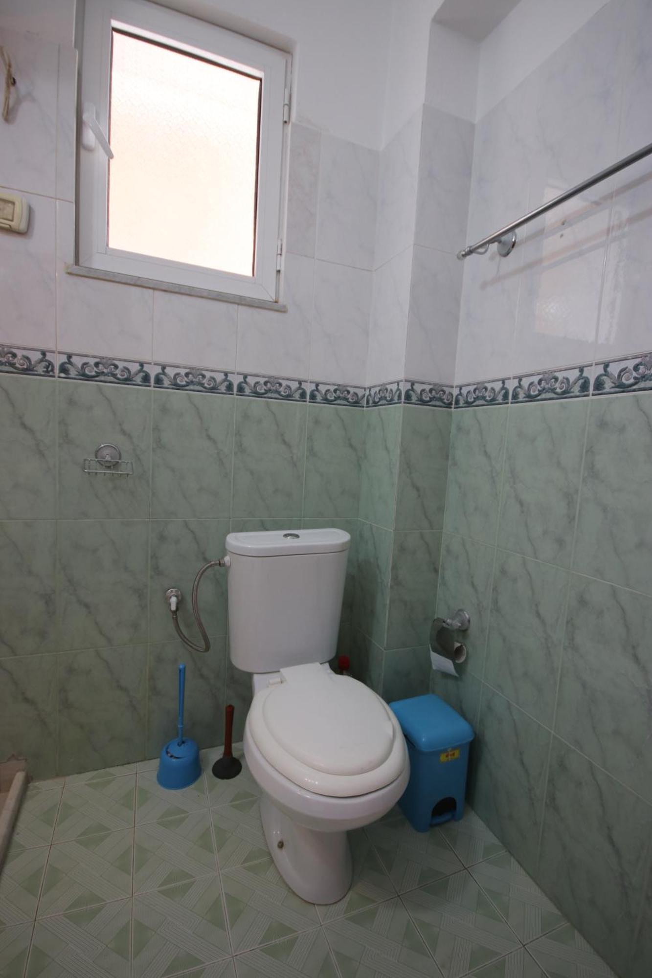 Viron Apartament Himare